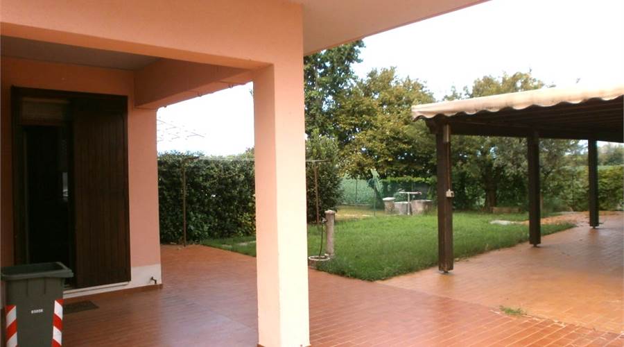 portico
