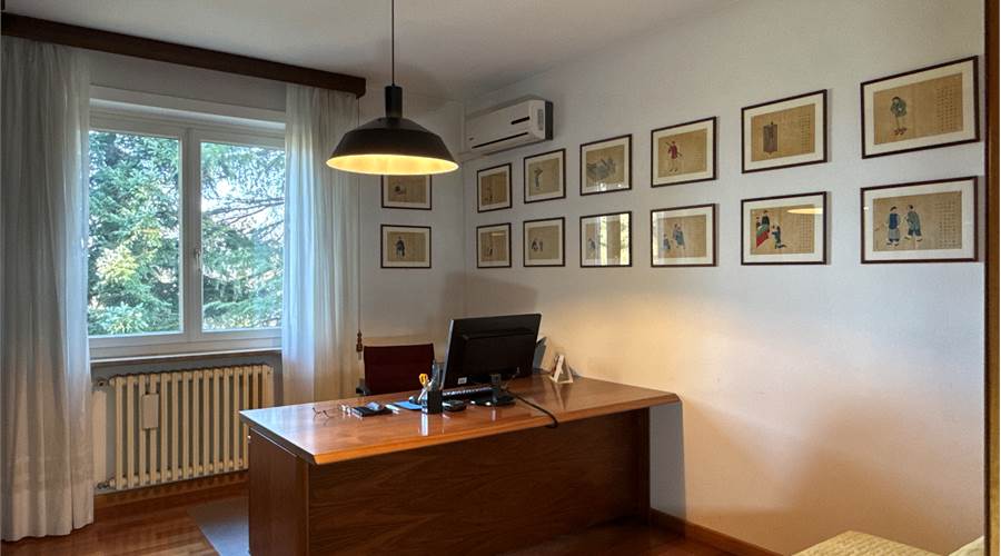 Camera-Studio