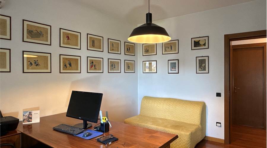 Camera-Studio